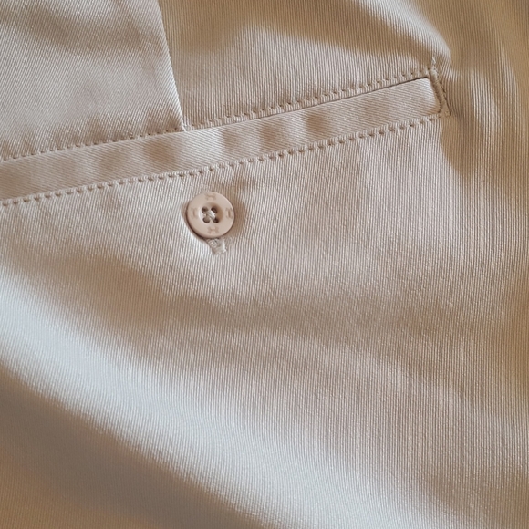 Under Armour Man's Shorts - Picture 5 of 7